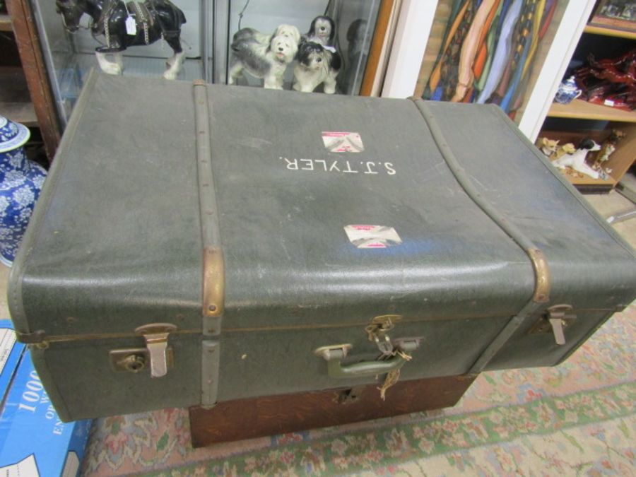 Railway accessories a/f inc Triang controller and led toys in a vintage suitcase - Image 8 of 8