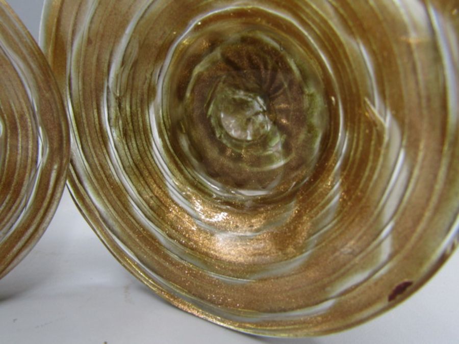 Vintage Venetian glass goblets amber coloured with iridescent finish one a/f - Image 4 of 4