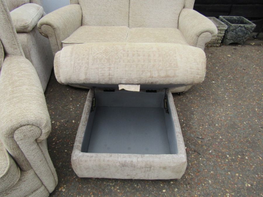 2 Sofa's, 2 armchairs and storage footstool - Image 3 of 3