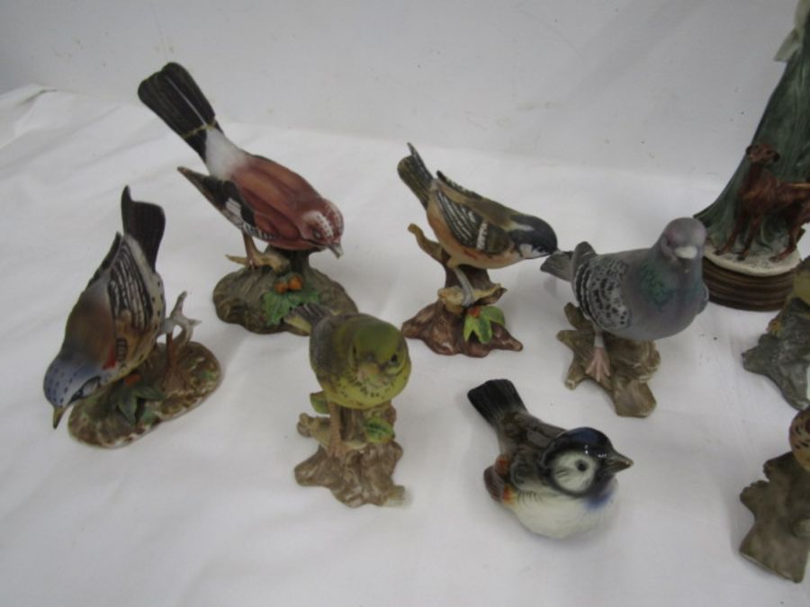 Bird figurines, a pig and a woman figurine - Image 2 of 5