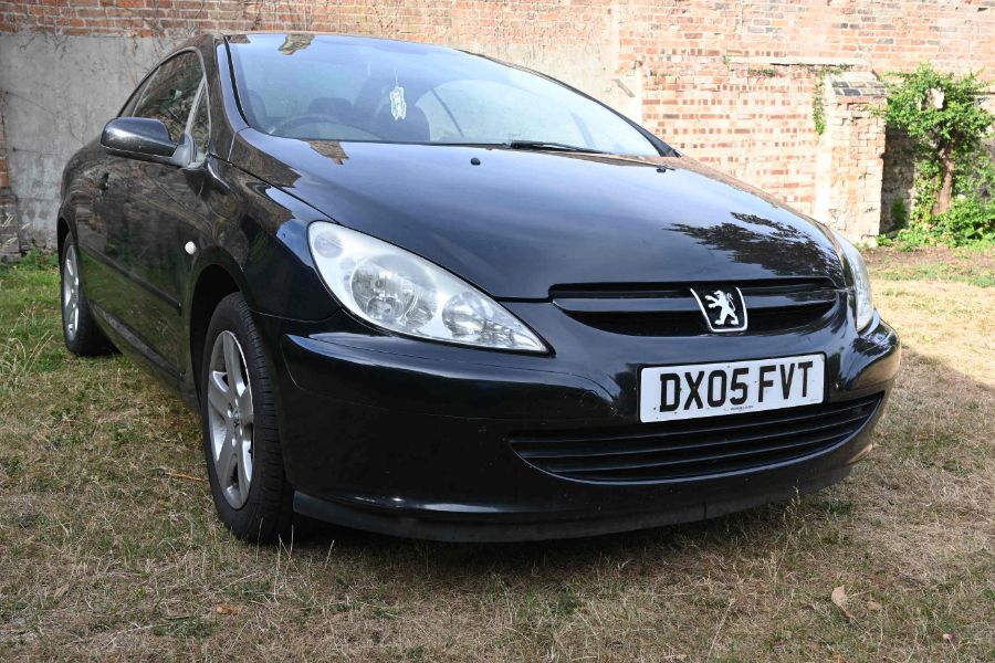 Peugeot 307 CC 2005 (05 reg) 2.0 16v 2dr - Image 2 of 20