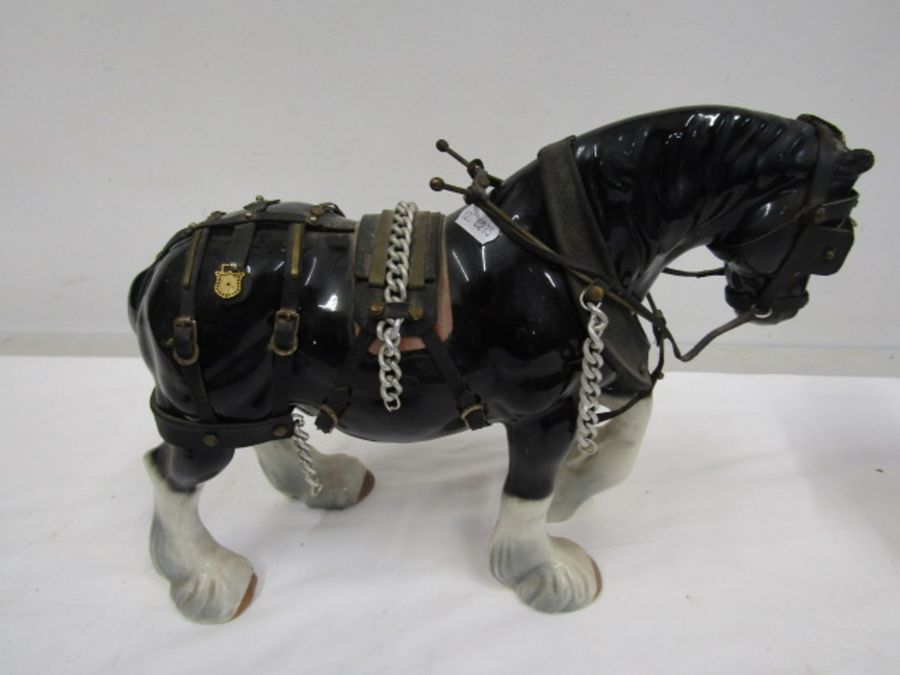 A large ceramic shire horse- leg repaired - Image 3 of 4