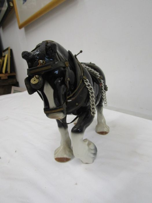 A large ceramic shire horse- leg repaired - Image 4 of 4