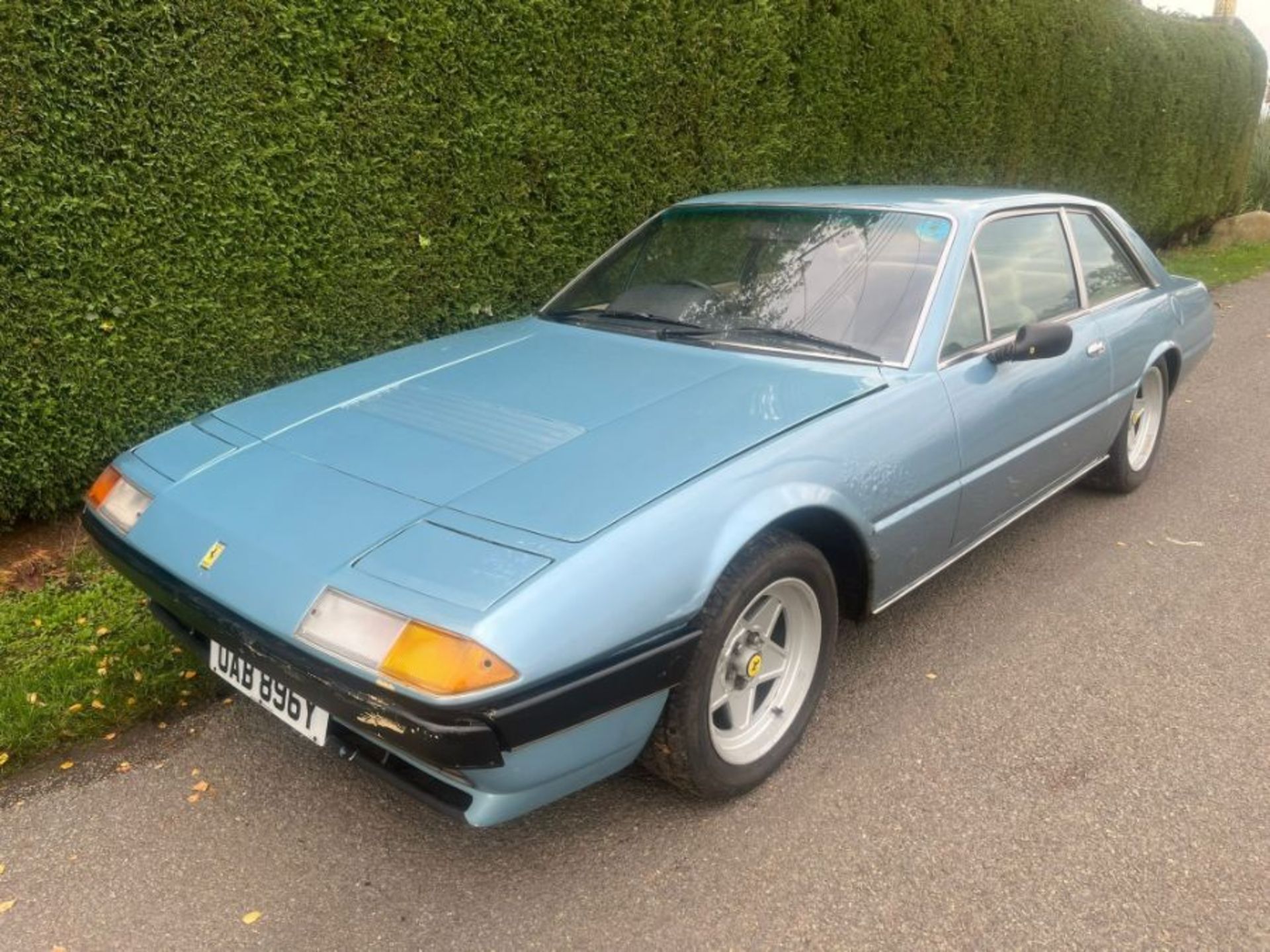 1982 Ferrari 400i Auto. First registered in 1983, this Azurro  Blue 400i automatic is offered in - Image 31 of 53