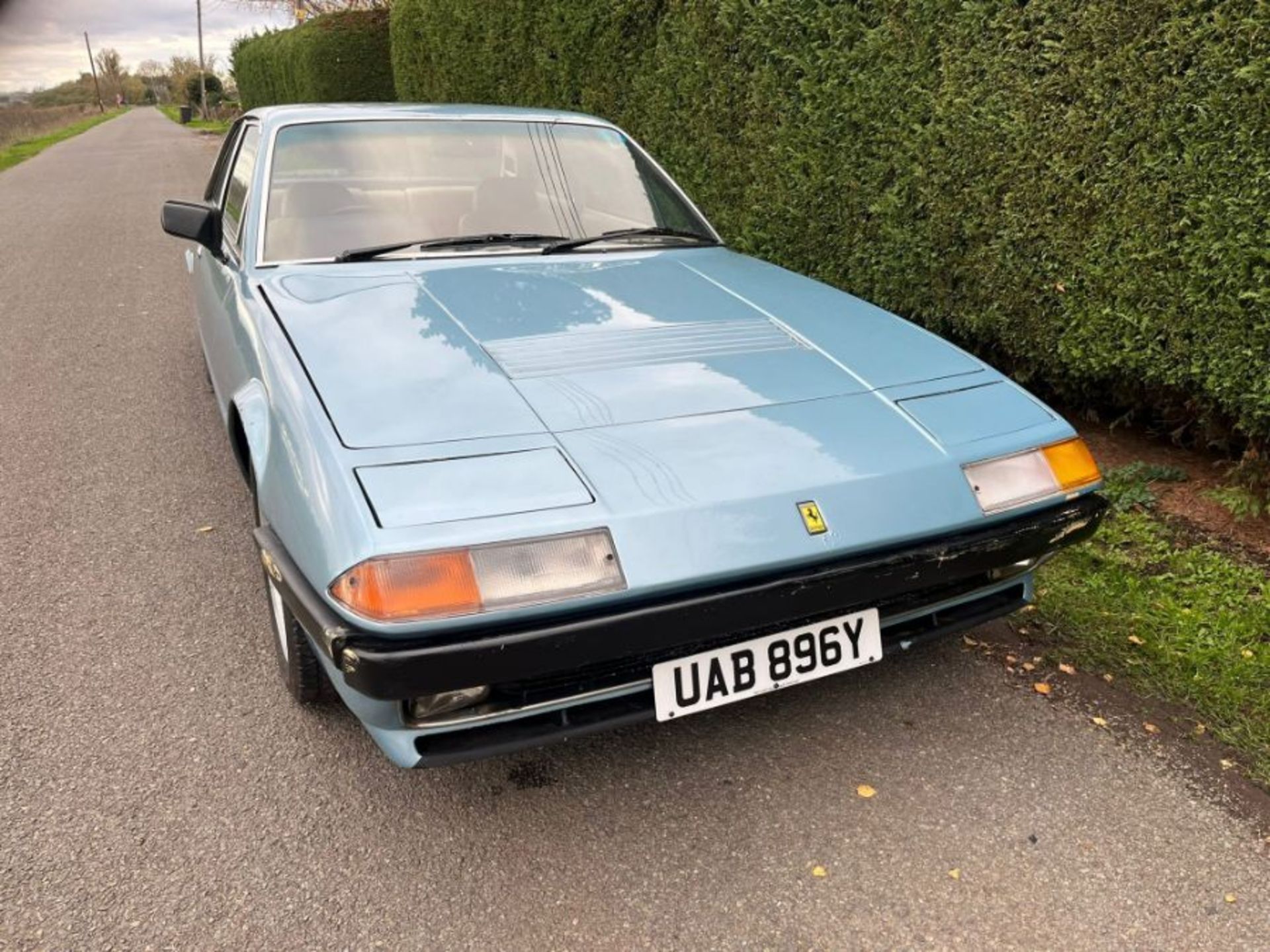 1982 Ferrari 400i Auto. First registered in 1983, this Azurro  Blue 400i automatic is offered in - Image 24 of 53