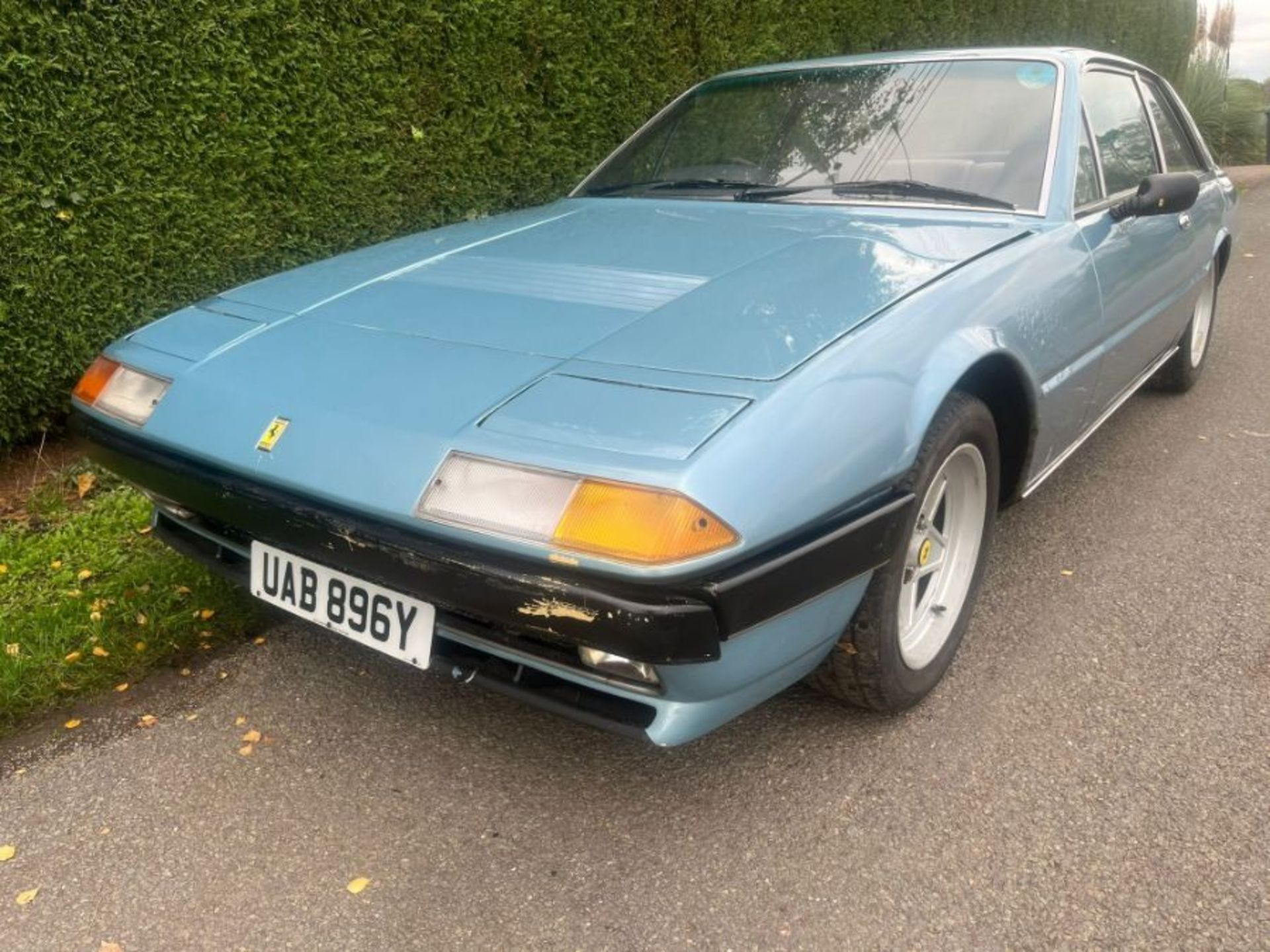 1982 Ferrari 400i Auto. First registered in 1983, this Azurro  Blue 400i automatic is offered in - Image 32 of 53