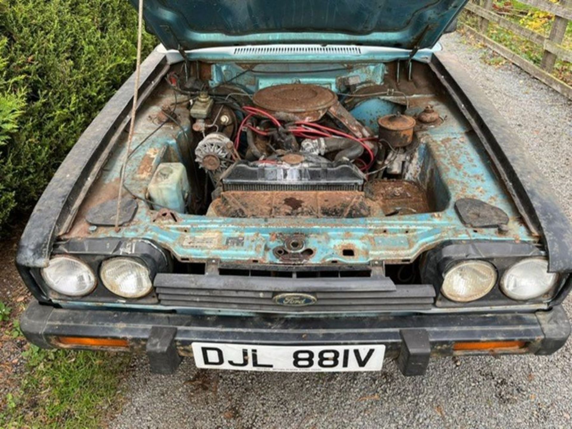 1979 Ford Capri 3.0s MkIII manual Although running and driving, this 4 speed manual 3.0s is - Image 36 of 168