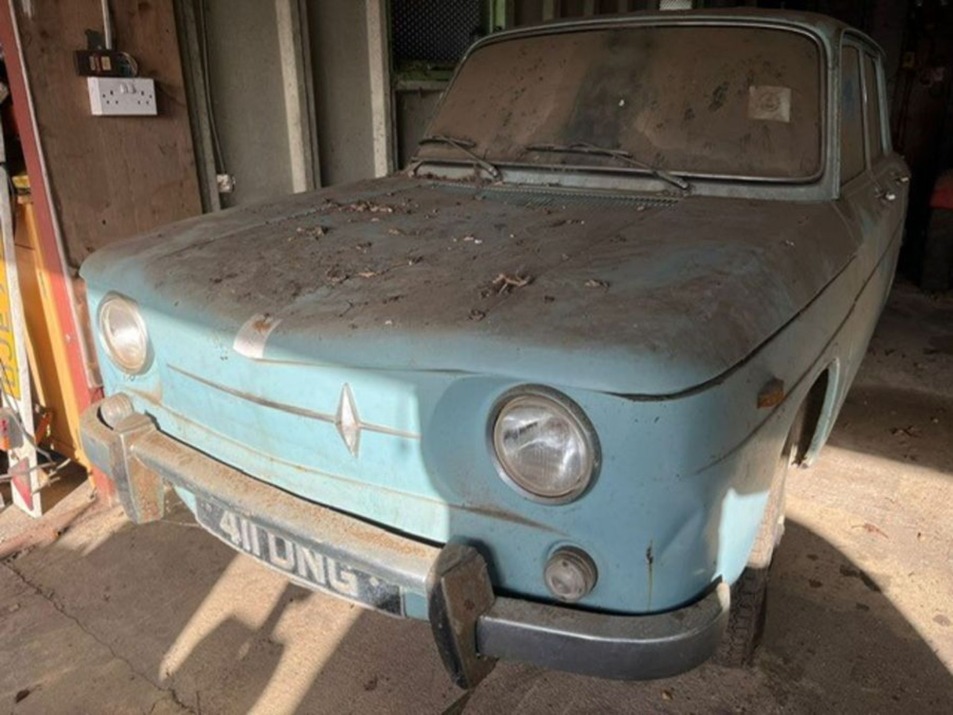 1963 Renault R8 Manufactured in the first full year of production, this little 8 has covered an - Image 10 of 43