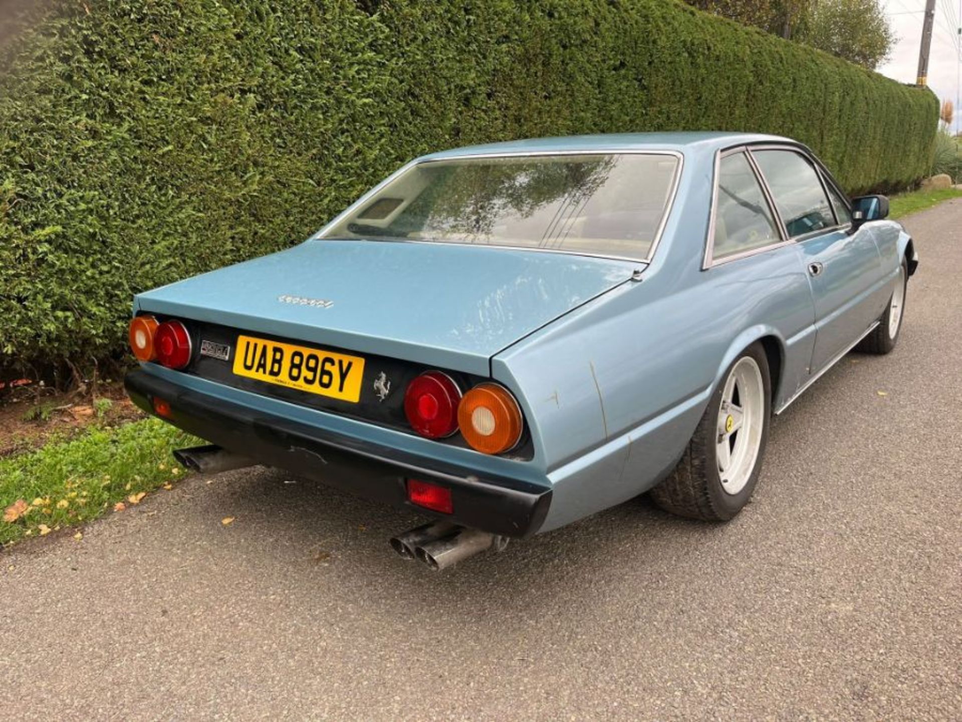 1982 Ferrari 400i Auto. First registered in 1983, this Azurro  Blue 400i automatic is offered in - Image 26 of 53