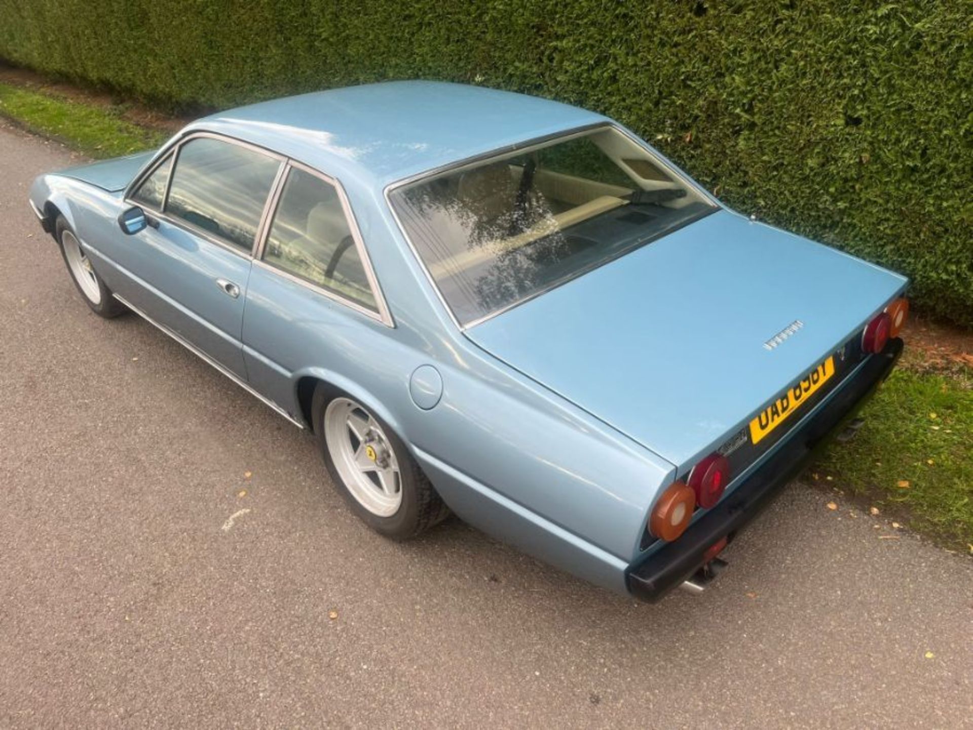 1982 Ferrari 400i Auto. First registered in 1983, this Azurro  Blue 400i automatic is offered in - Image 38 of 53