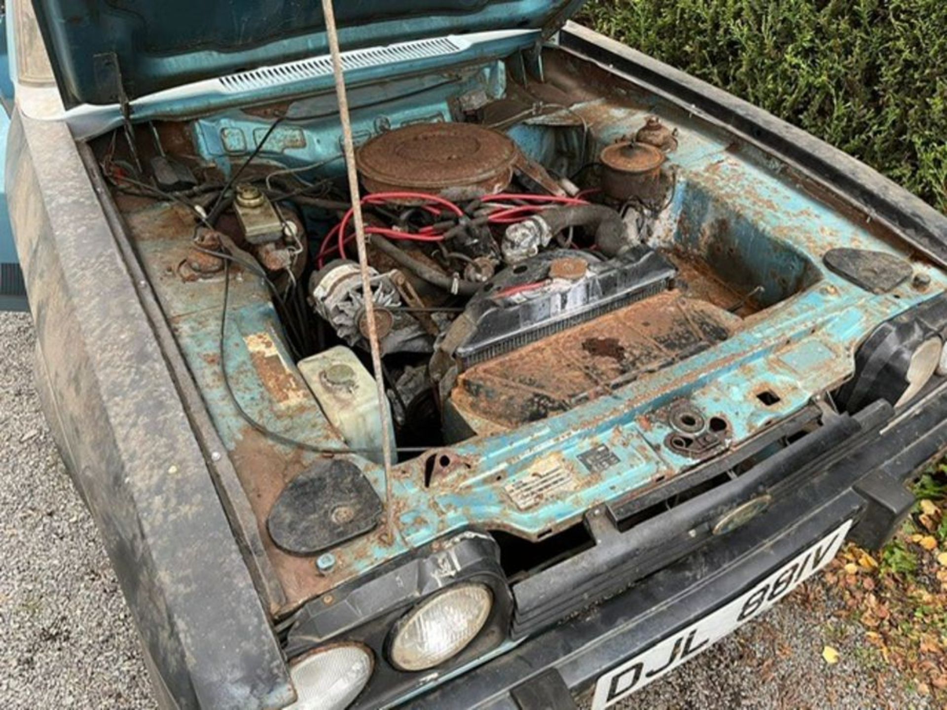 1979 Ford Capri 3.0s MkIII manual Although running and driving, this 4 speed manual 3.0s is - Image 66 of 168