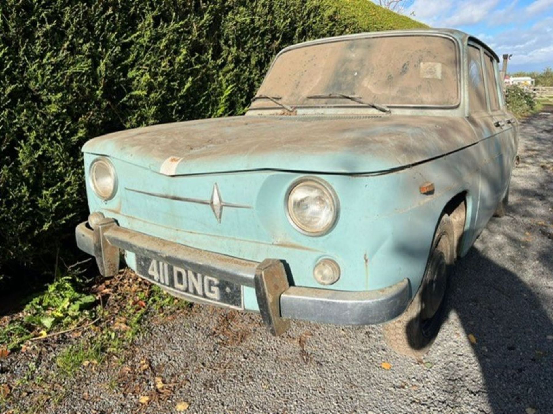 1963 Renault R8 Manufactured in the first full year of production, this little 8 has covered an - Image 11 of 43