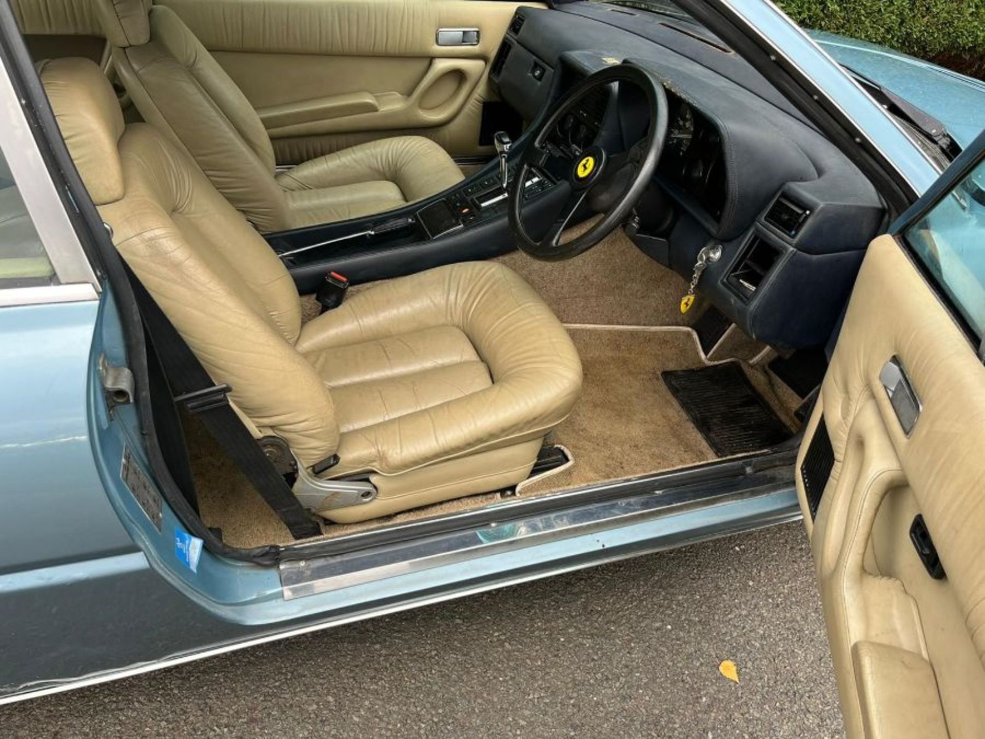 1982 Ferrari 400i Auto. First registered in 1983, this Azurro  Blue 400i automatic is offered in - Image 4 of 53