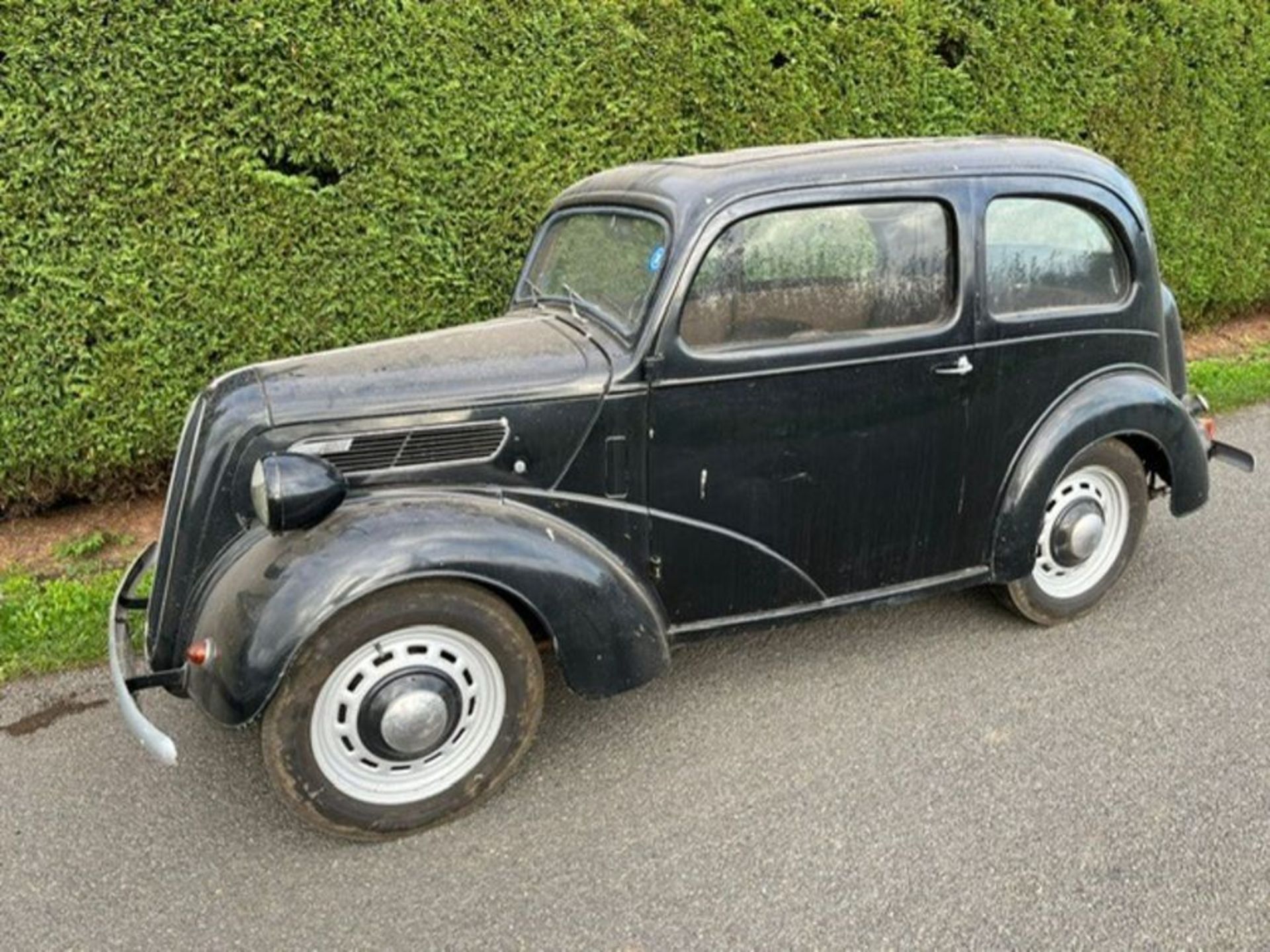 1953 Ford Anglia. A very late registered example, this charming little Anglia appears largely - Image 19 of 31