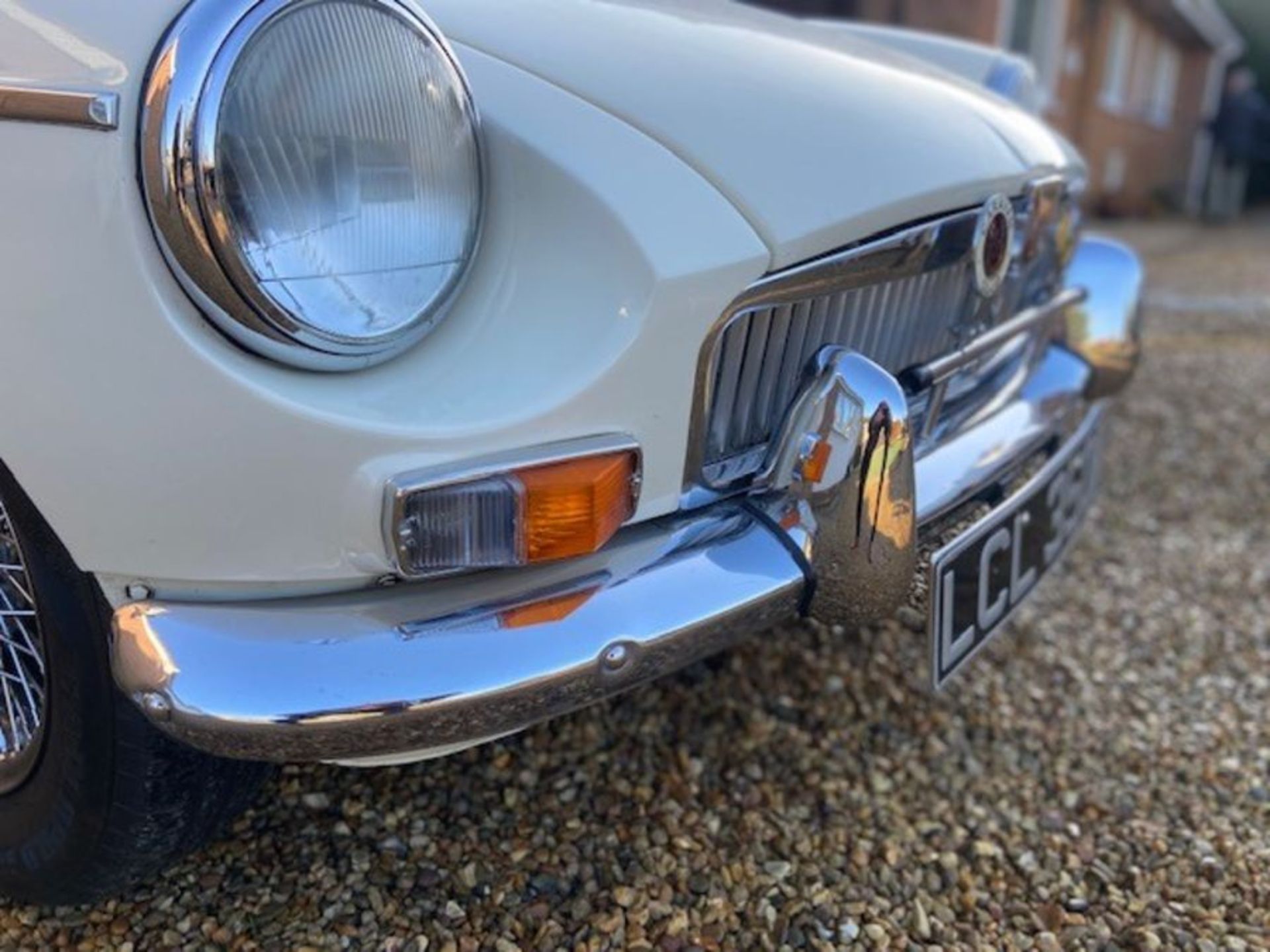 1963 MGB Roadster. LHD Husband & wife owned since importation in 2000, this originally Italian - Image 7 of 12