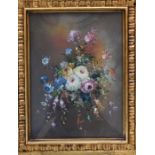 Still life study of a floral bouquet, unsigned, in good quality gilt frame and glass, 33 x 39 cm
