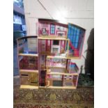 KidKraft dolls house 'Barbie shimmer mansion' in great condition, all parts present, approx 3ft