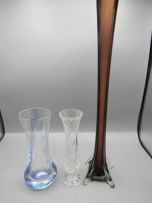 3 glass vases