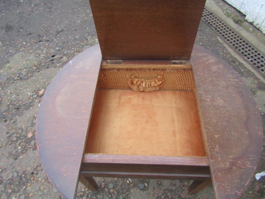 Prayer chair and needlework table - Image 3 of 3