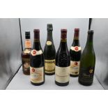 6 bottles to include 1 bottle of 2005 Chateauneuf du Pape, Caves Tradition 1 bottle of 2001 Cotes du