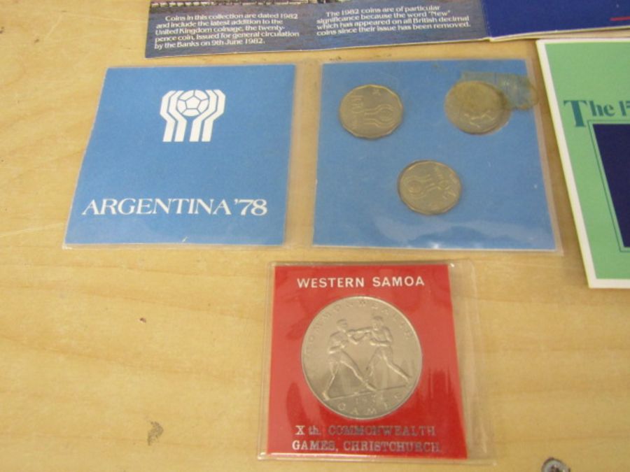 Collection of commemorative coins - Image 5 of 5