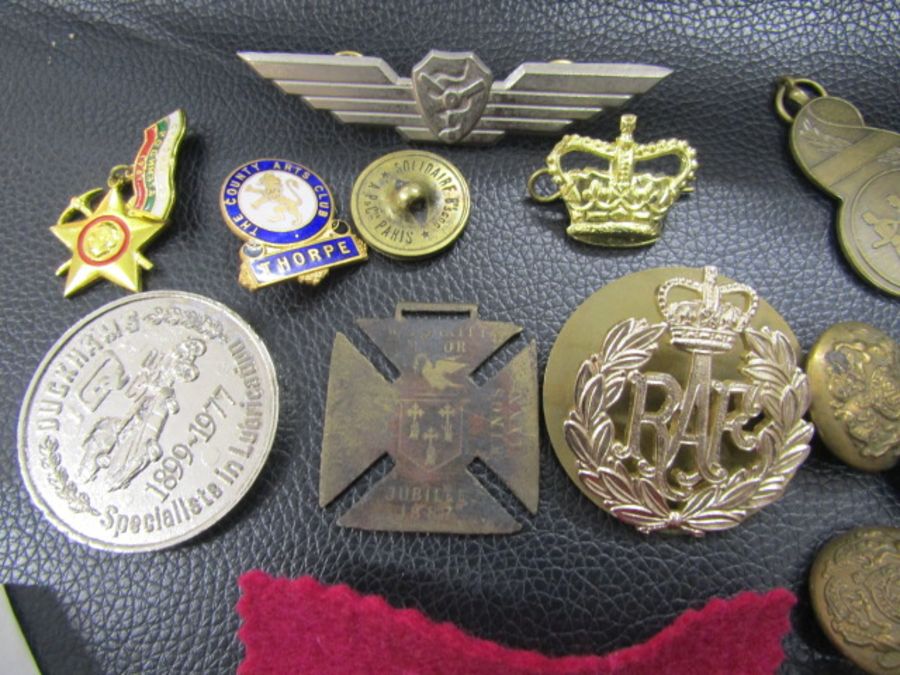 cap badges, RAC badges etc etc - Image 2 of 8