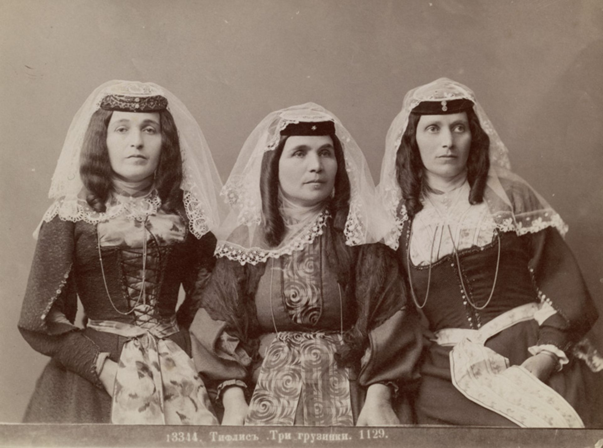 Ermakov, Dimitri N.: Studio portrait of three Georgian noble women