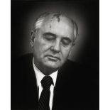 Gorbatschow, Michail Sergejewitsch ...: Porträt in Originalfotografie und eigenh. Brief