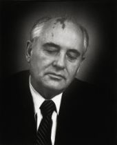 Gorbatschow, Michail Sergejewitsch ...: Porträt in Originalfotografie und eigenh. Brief
