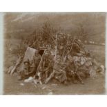 Sámi: Sami family in front of their home