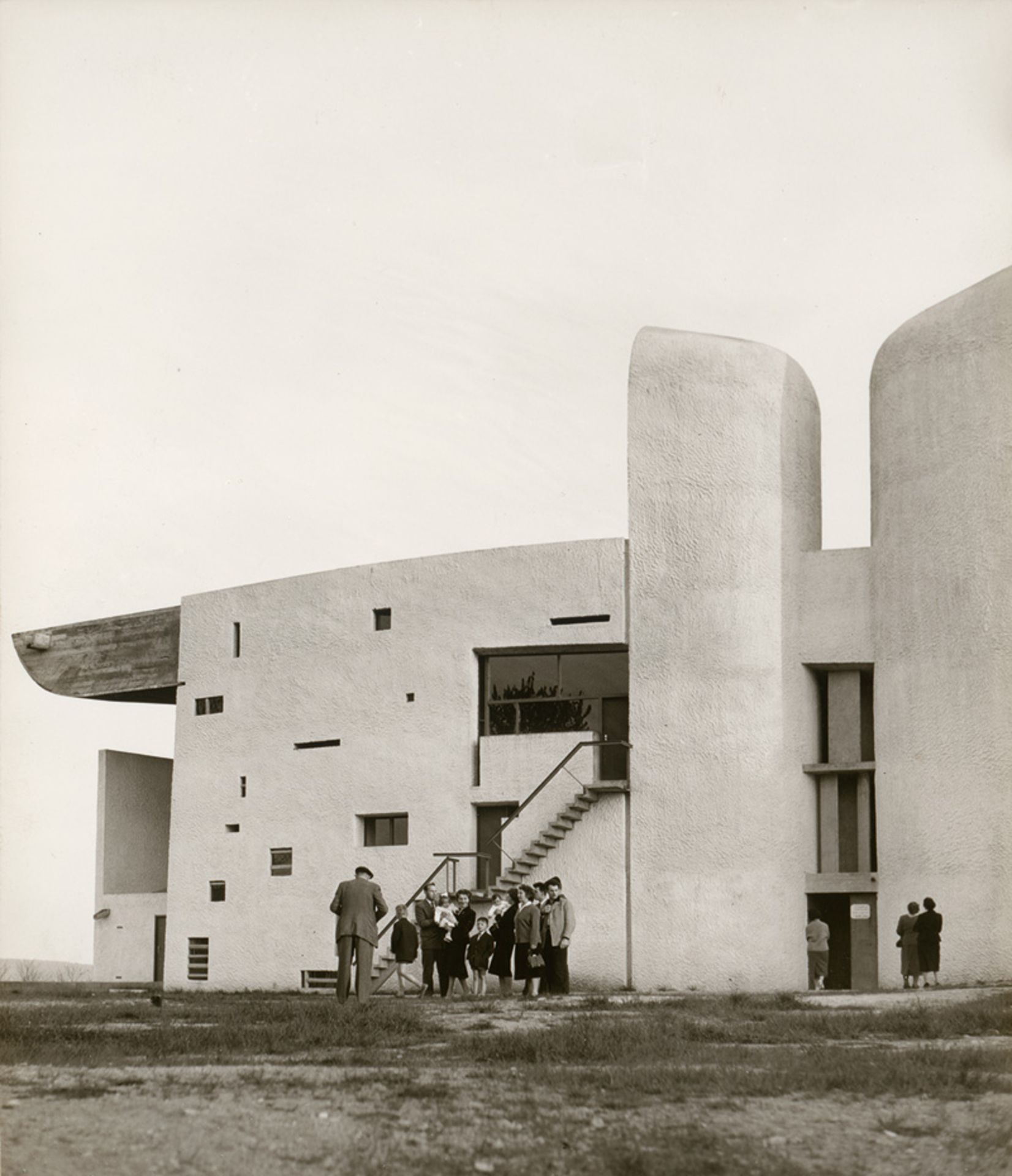 Architecture & Design: Notre-Dame du Haute, Ronchamp, archtiect Le Corbusier