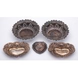 A pair of Edward VII silver bon bon dishes, maker Atkin Brothers, Sheffield,