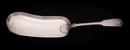 A Victorian silver Fiddle, Thread and Shell pattern crumb scoop, maker Elkington & Co, Birmingham,