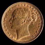 A Victoria gold sovereign, 1871,: approximately 8g.