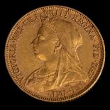 A late Victorian gold sovereign,: 1897, 8g.