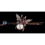 A late Victorian gem set bug brooch,: circa 1890, set with a blister pearl to the body,