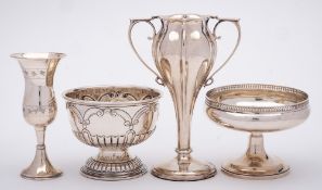 A George V silver rose bowl, maker Charles Weale, Birmingham, 1930,