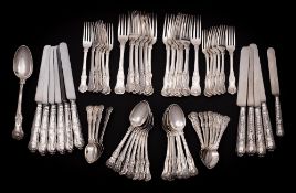 A matched silver King's pattern part flat wear service,