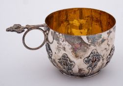 An Edward VII silver cup, maker Williams (Birmingham) Ltd,