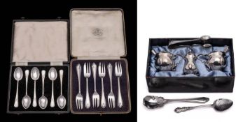 A set of six George V silver pastry forks, maker Goldsmiths & Silversmiths Co Ltd, Sheffield,