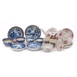 A mixed lot of English and Chinese porcelain: including a Lowestoft teapot and cover painted with