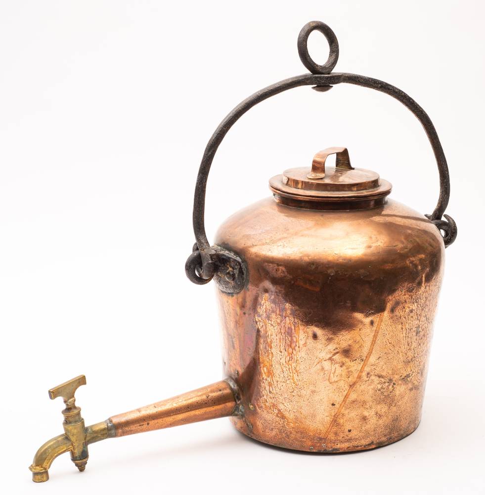 An early 19th century copper fish kettle:, - Image 2 of 2