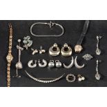 A collection of mainly silver jewellery,