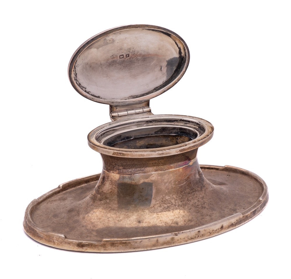 A George V silver oval capstan style inkwell, maker A & J Zimmerman, Birmingham, - Image 2 of 3