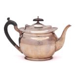 A George V silver teapot, maker Atkin Brothers, Sheffield,