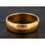 A 22 carat gold wedding band,: with full Birmingham hallmarks, ring size R 1/2, 9.