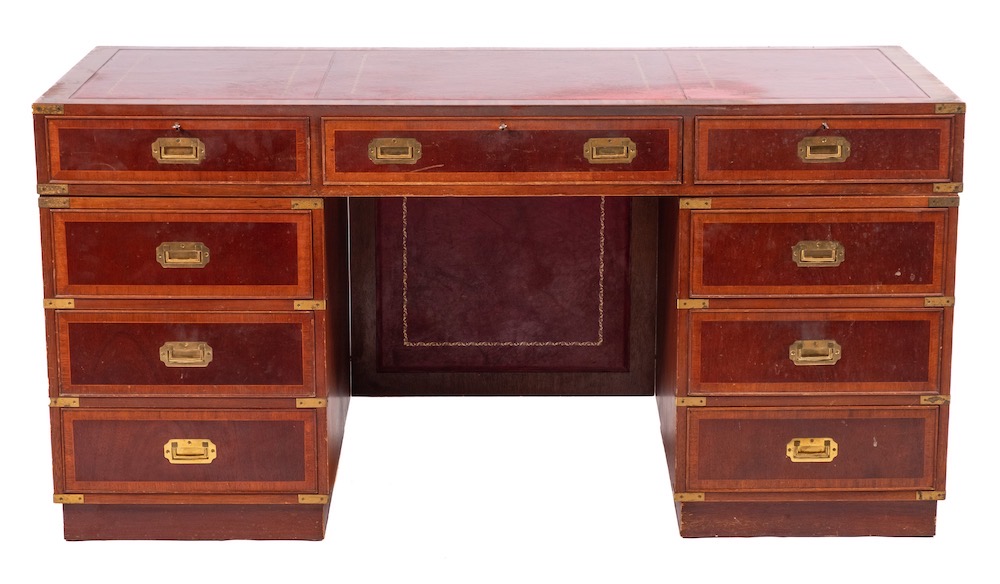 WITHDRAWN LOT A mahogany veneered and crossbanded pedestal desk,