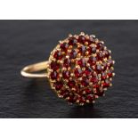 A bombe garnet cluster ring,: ring size M, total weight ca. 4.4gms.