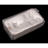 A Unicore 1 kilo ingot of fine silver: serial No 293226.