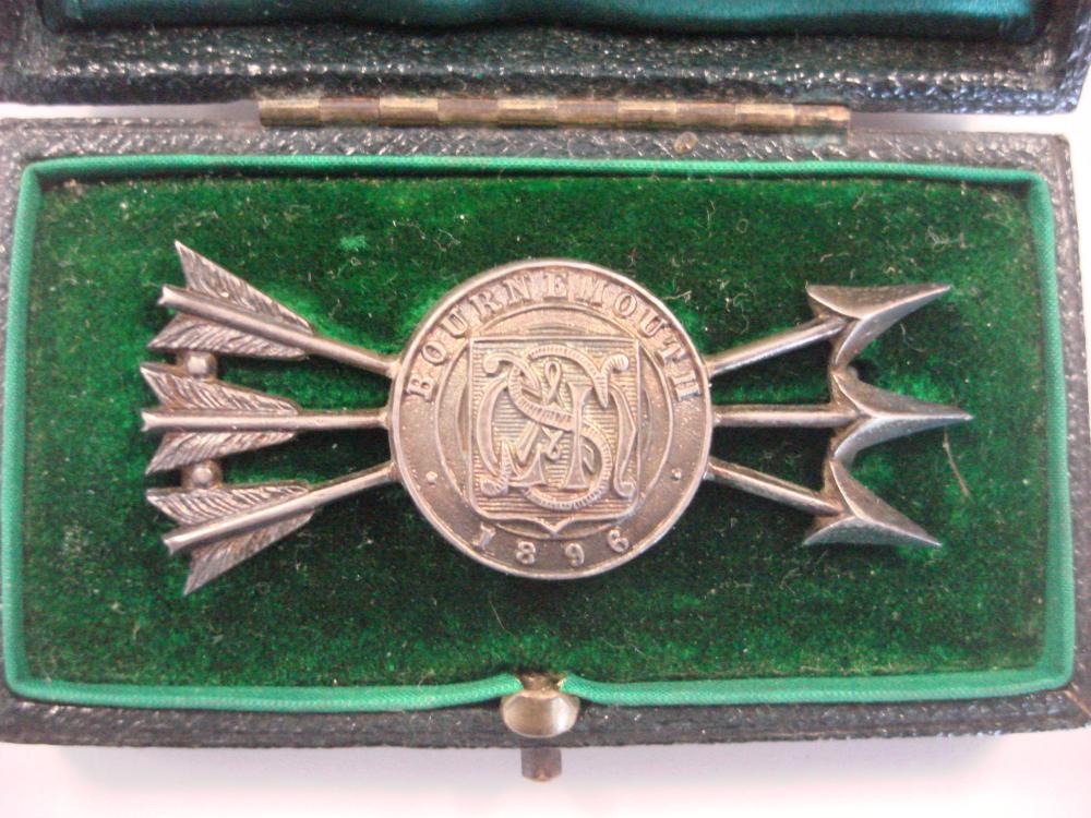 Four Victorian white metal Archery trophy brooches: each in the form of a monogrammed target - Image 2 of 5